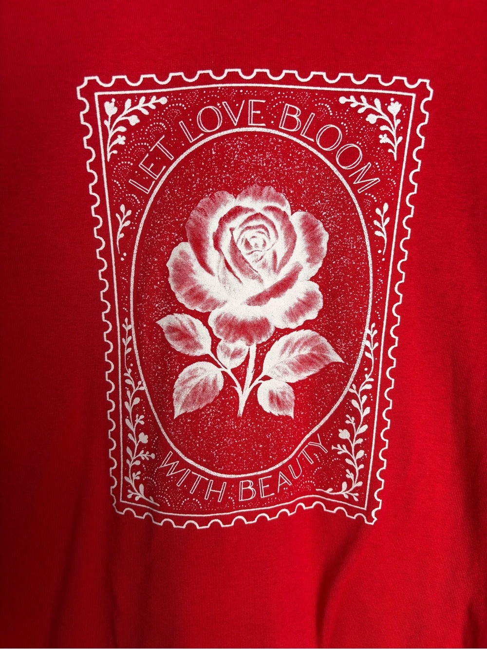 BP Red Let Love Bloom Rose Graphic Tee Shirt Medium NWT